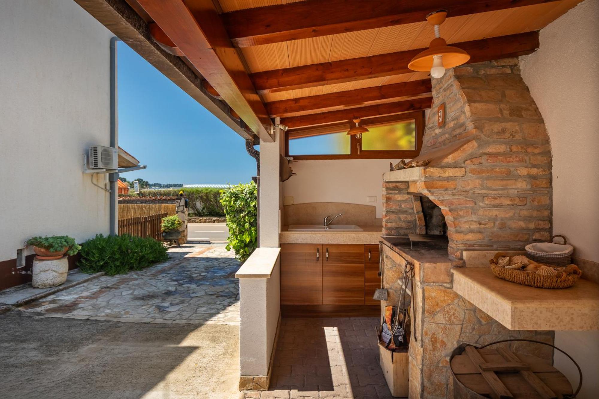 Beach House - Sea Breeze Porec Bagian luar foto