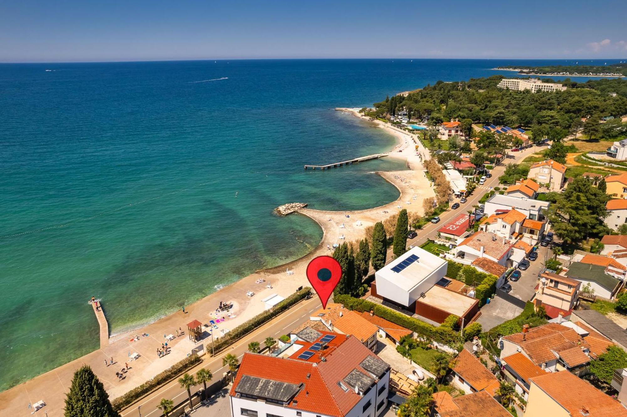 Beach House - Sea Breeze Porec Bagian luar foto