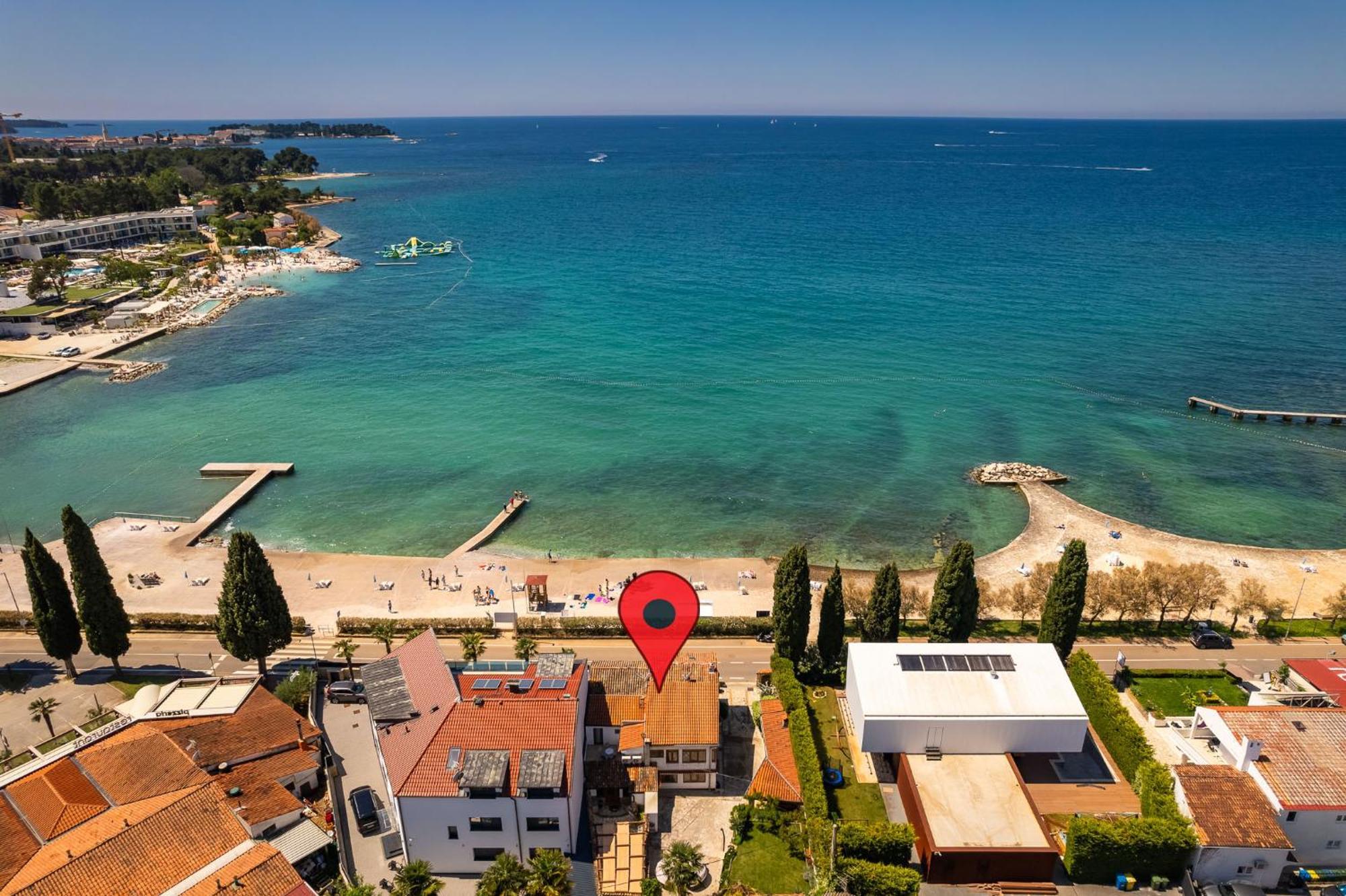 Beach House - Sea Breeze Porec Bagian luar foto